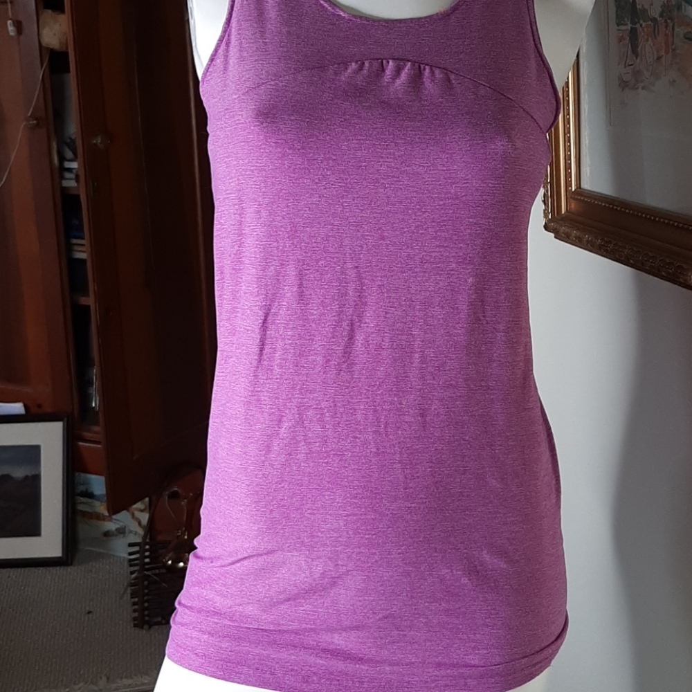 Reebok athletic top